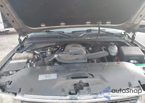 2004 Chevrolet Tahoe Ls z USA, uszkodzony, nr VIN 1GNEC13V64J215903